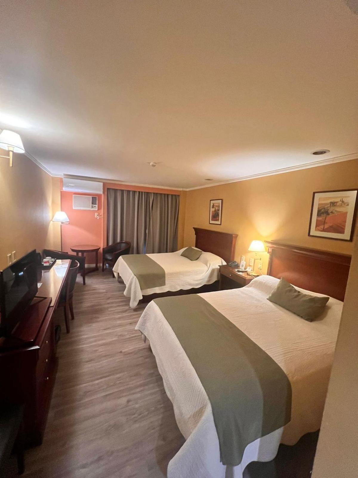 Condado Hotel Casino Santo Tome エクステリア 写真